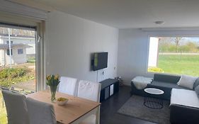 Ruime Chalet Midden In De Natuur In Lith